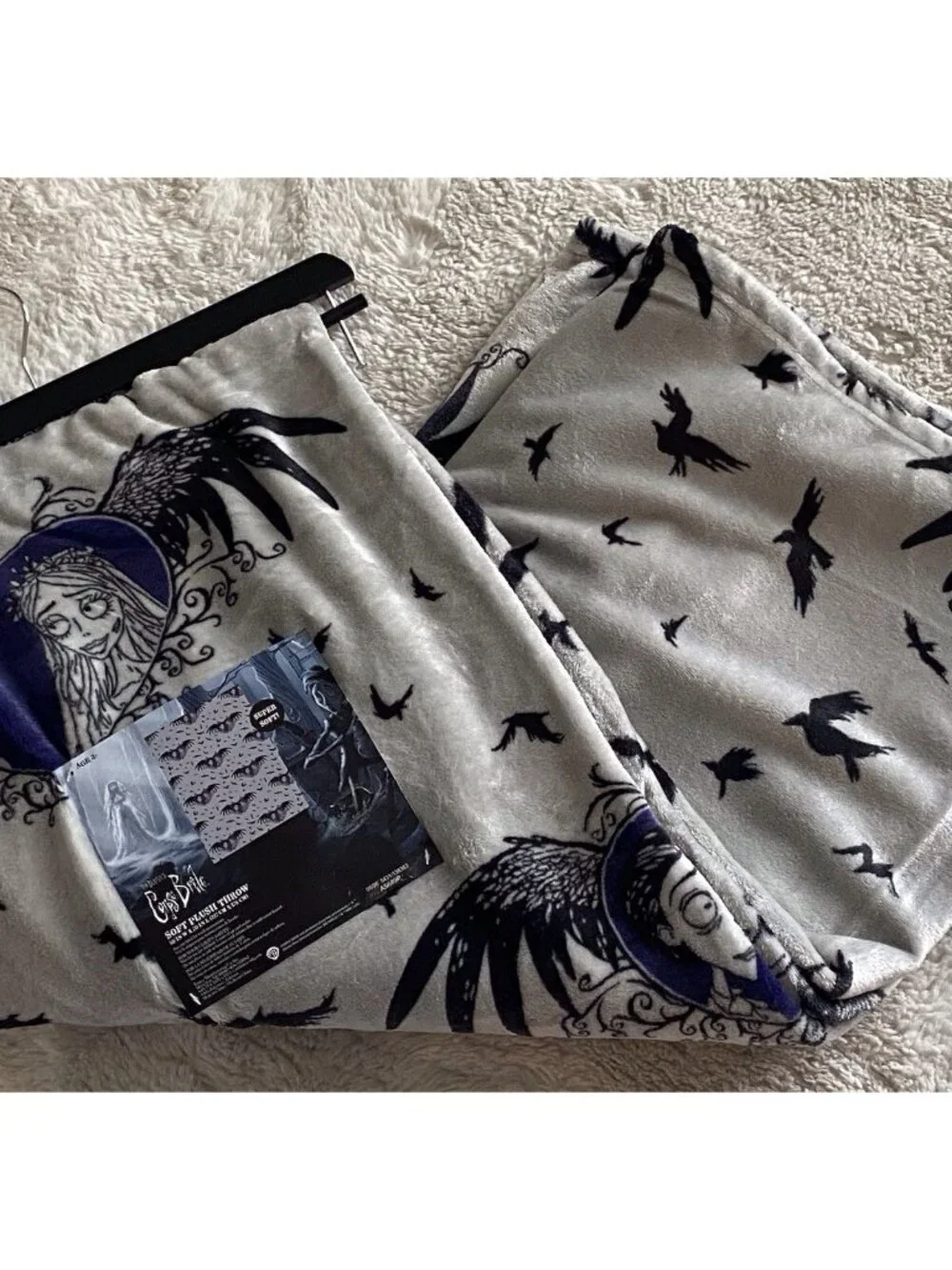 TIM BURTONS CORPSE BRIDE & Victor SOFT PLUSH THROW 50” X 70” Halloween Grey NEW